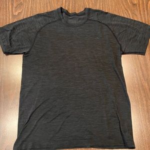 Black Lululemon workout shirt